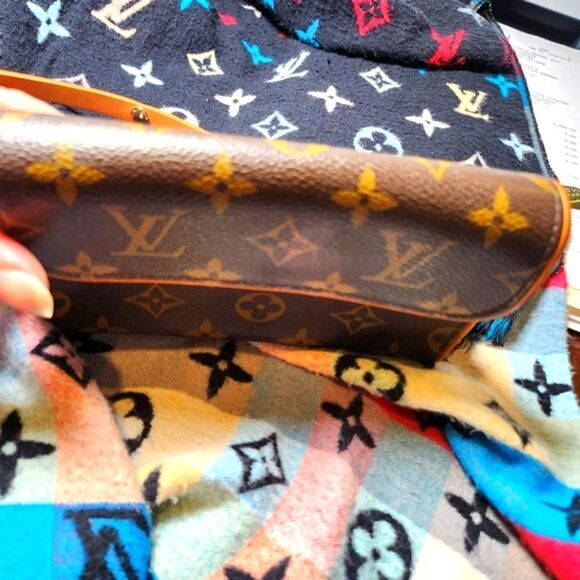 Louis Vuitton Monogram Tan and Brown Crossbody Bag - Picture 8 of 14